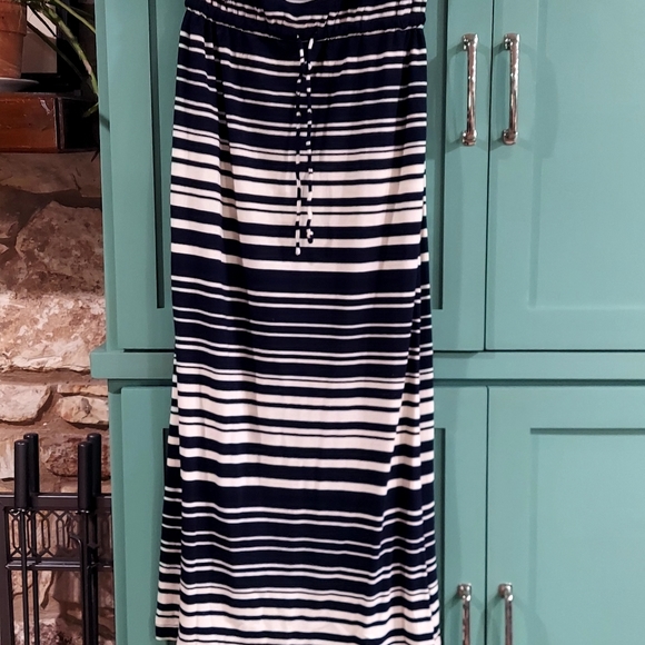 Maxi dress - Picture 1 of 4